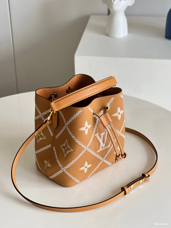 Rep ladies BB LOUIS NÉONOÉ VUITTON 0802